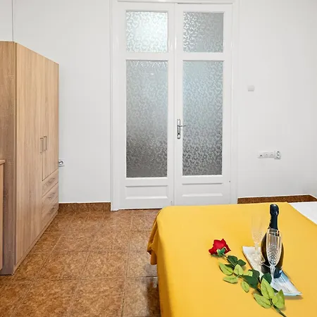Stepup Apartment, Old Town Bucharest, Center, Classic Escape *