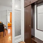 Appartement Stepup Apartment, Old Town Bucharest, Center, Classic Escape *