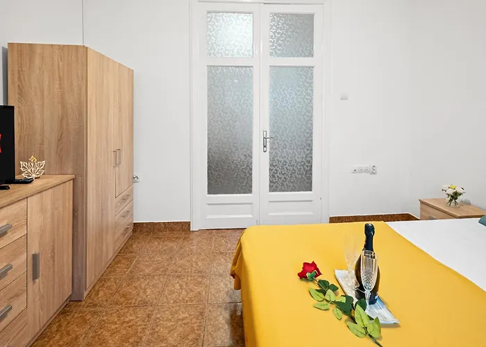 Stepup Apartment, Old Town Bucharest, Center, Classic Escape *